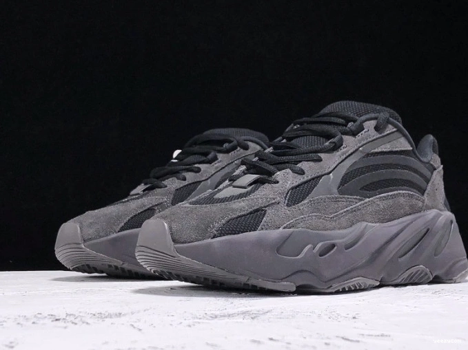 Yeezy 700 Vanta